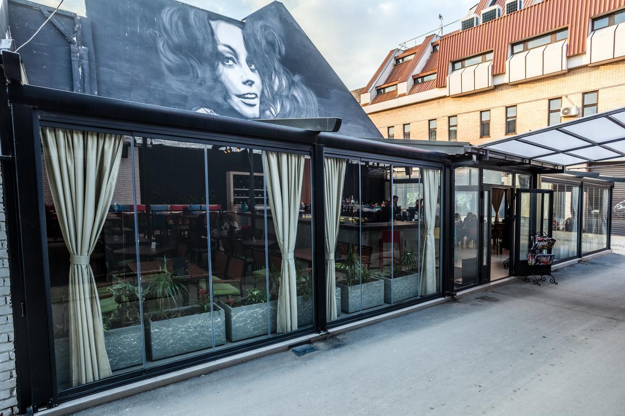 Apartmani Studio Zrenjanin Exterior foto
